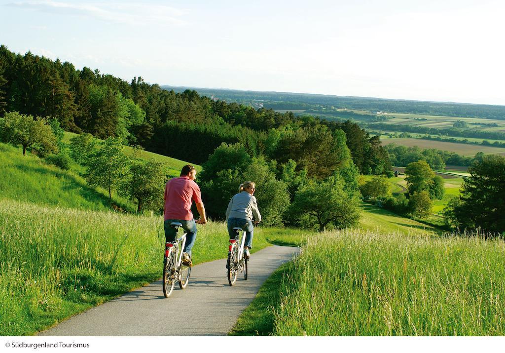 Thermenhof Puchasplus Loipersdorf Jennersdorf Esterno foto